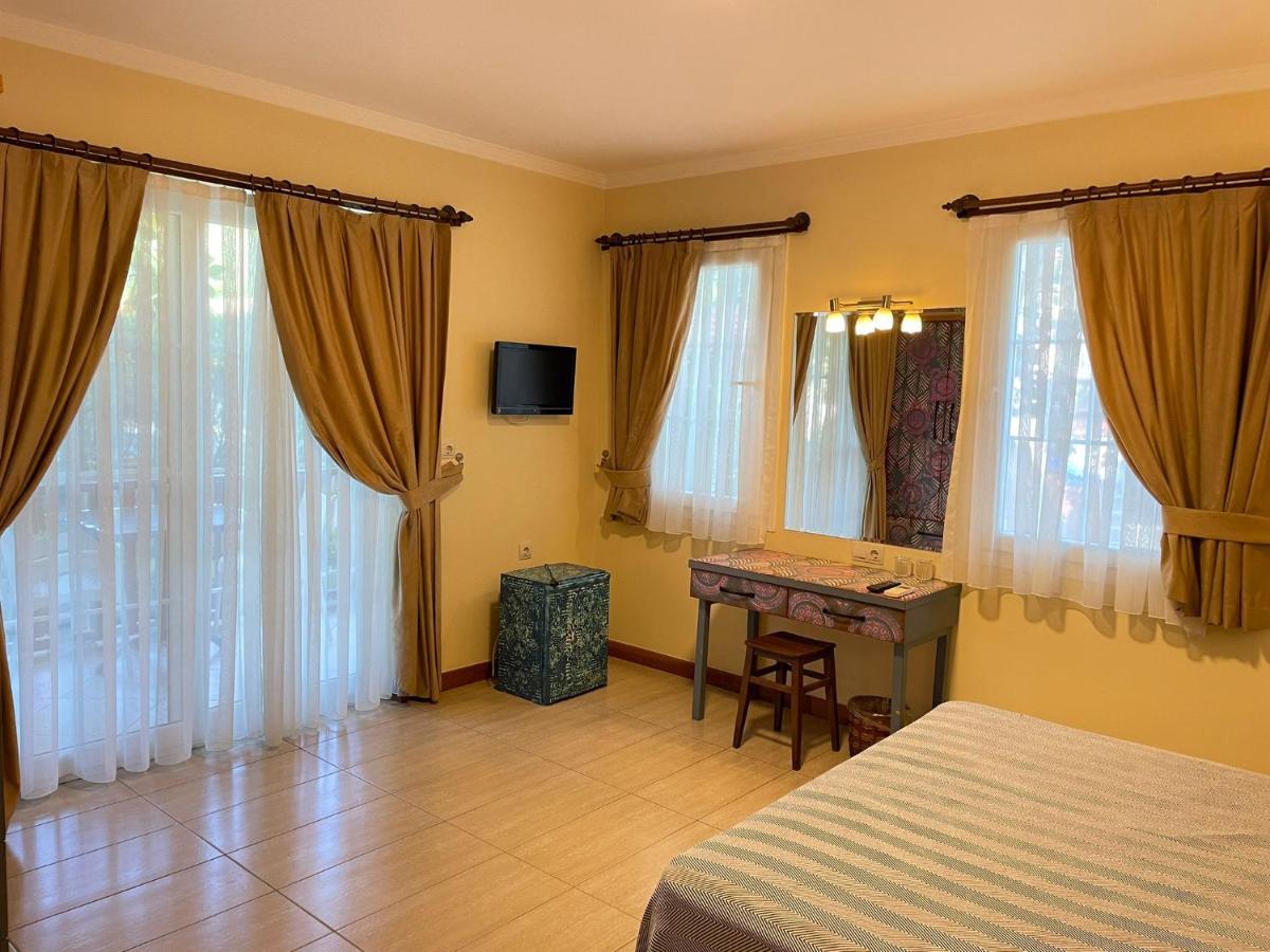 גוג'ק Hotel Dalos מראה חיצוני תמונה